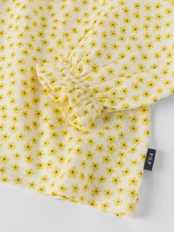 Set med blus och shorts