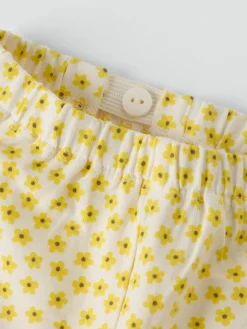 Set med blus och shorts