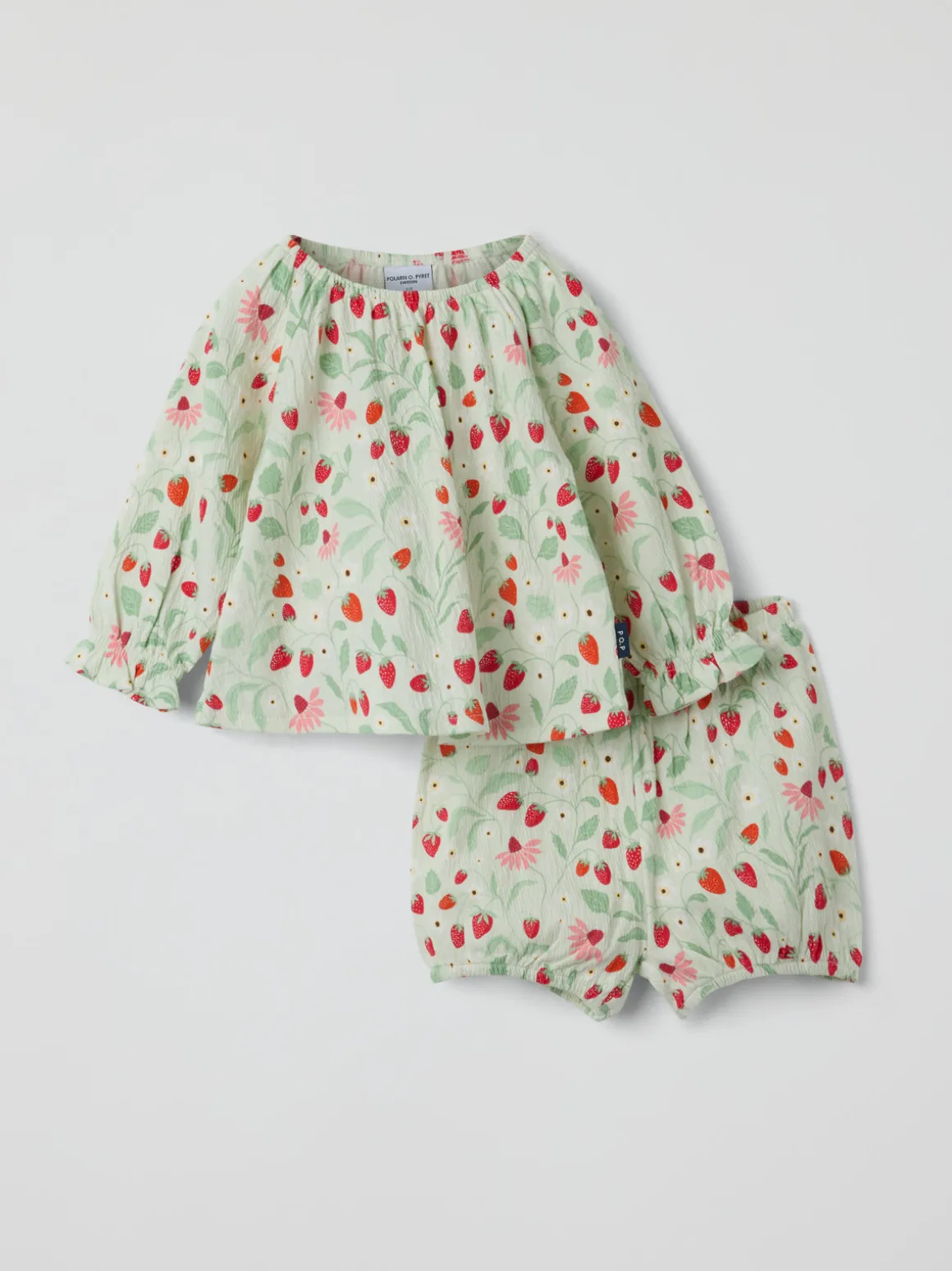 Set med blus och shorts
