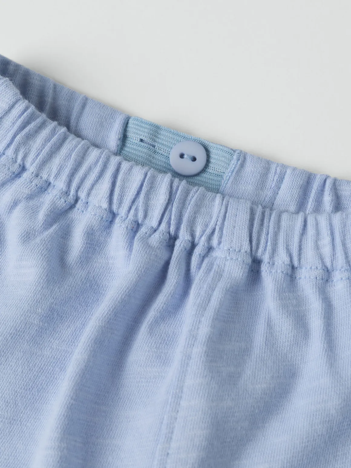 Set skjorta och shorts