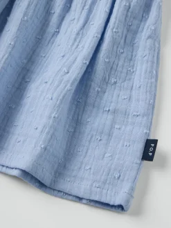 Vävd blus med volanger prickig